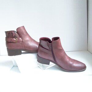 'Marconi' Burgundy Chelsea Boots Back Strap Brass  Buckle & Snake Print Sz 9 M
